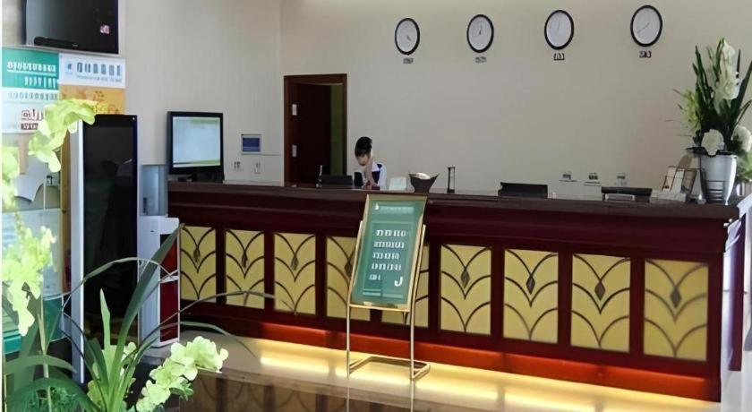 Greentree Inn Tianjin Wuqing Distric Bohai Market Екстер'єр фото