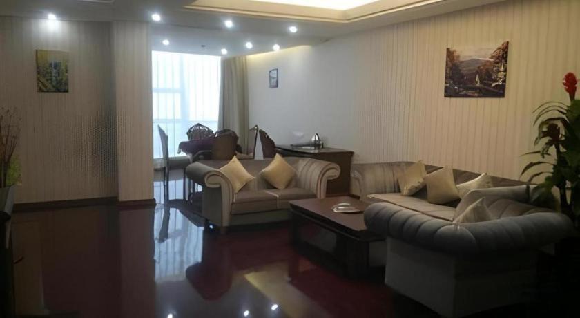 Greentree Inn Tianjin Wuqing Distric Bohai Market Екстер'єр фото