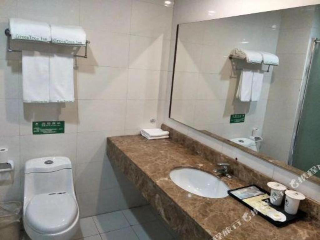 Greentree Inn Tianjin Wuqing Distric Bohai Market Екстер'єр фото
